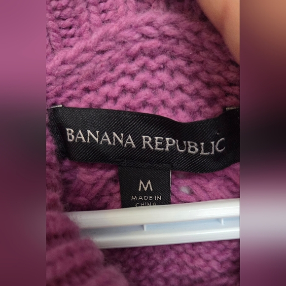 Banana Republic Cavo Flare-Sleeve Cropped Sweater Sz M Cable Knit Purple Dawn. - Picture 5 of 13